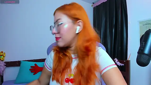  Moon Johnson online show from February 2026 11:39:02 PM