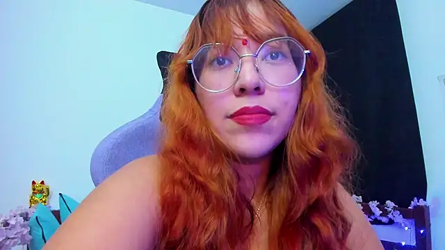  Moon Johnson online show from November 2025 04:49:02 AM