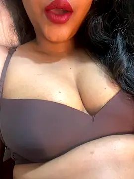 Snapshot of muni-baby chatting on October 2025 07:39:02 PM muni-baby online show from October 2025 07:39:02 PM