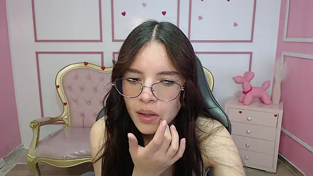 tessa t online show from December 2024 04:10:02 PM