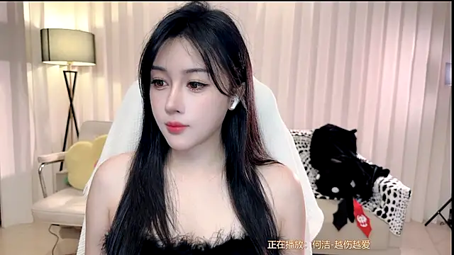 Snapshot of K-moumou chatting on November 2025 03:15:02 PM K-moumou online show from November 2025 03:15:02 PM