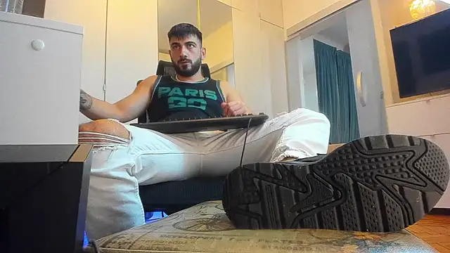 Snapshot of welcometo_hell chatting on October 2025 08:11:02 PM welcometo hell online show from October 2025 08:11:02 PM