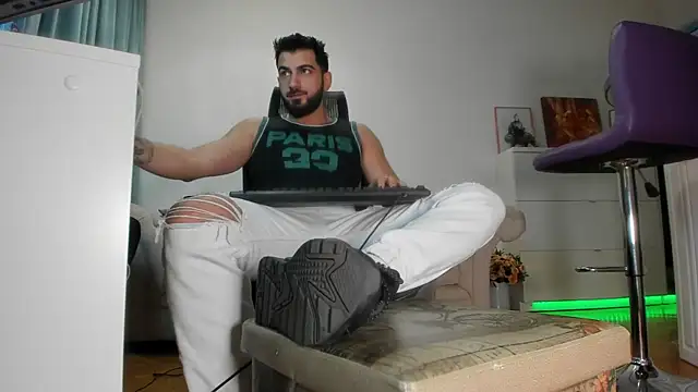 Snapshot of welcometo_hell chatting on September 2025 07:03:01 AM welcometo hell online show from September 2025 07:03:01 AM