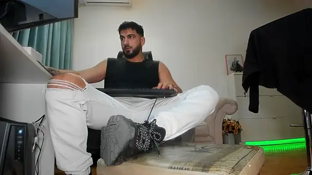 Snapshot of welcometo_hell chatting on September 2025 05:01:02 AM welcometo hell online show from September 2025 05:01:02 AM