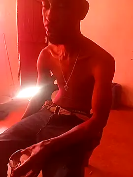 Snapshot of ChubbyQuinnvv chatting on September 2025 06:05:01 AM ChubbyQuinnvv online show from September 2025 06:05:01 AM