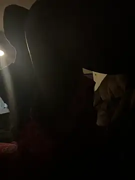 Backshort11 online show from November 2025 05:50:01 PM