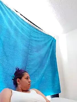 Viiooleetaas online show from February 2025 06:16:01 PM