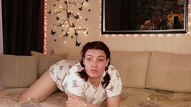 Alysta online show from December 2025 05:51:01 AM