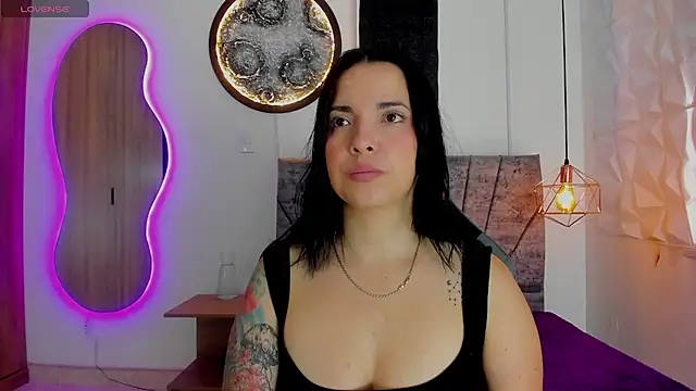 Snapshot of tatiana_sc chatting on October 2025 01:23:02 PM tatiana sc online show from October 2025 01:23:02 PM