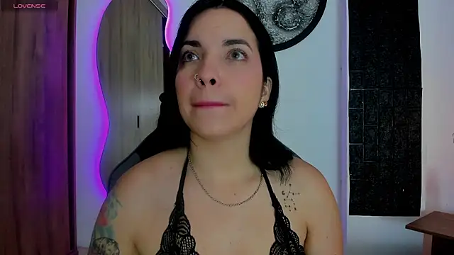 Snapshot of tatiana_sc chatting on October 2025 01:23:01 PM tatiana sc online show from October 2025 01:23:01 PM