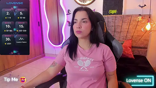 Snapshot of tatiana_sc chatting on October 2025 12:18:01 PM tatiana sc online show from October 2025 12:18:01 PM