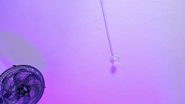 EmmaBecket2 online show from November 2025 03:21:02 AM