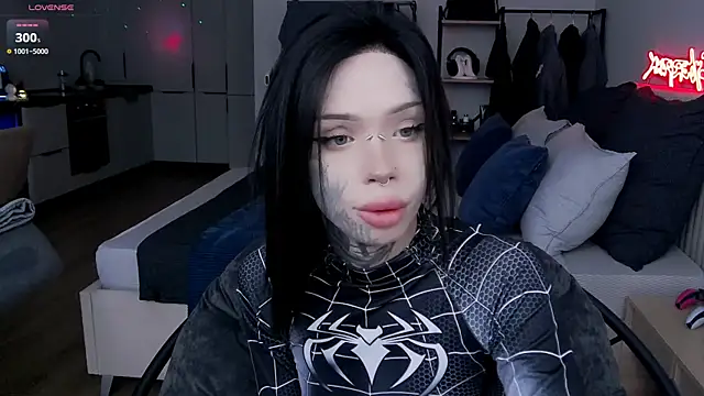 Tanya M online show from May 2026 11:47:02 AM