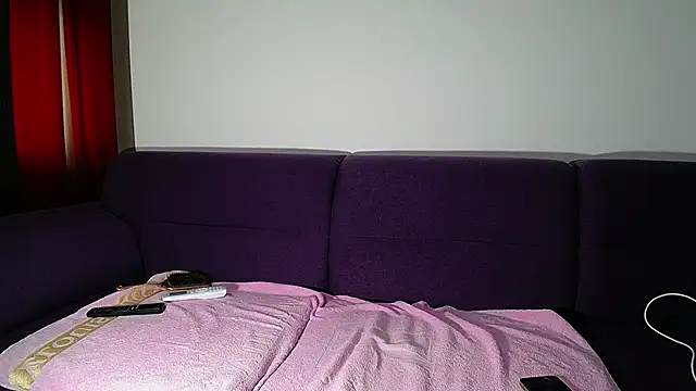Julianna68 online show from June 2026 12:58:01 PM