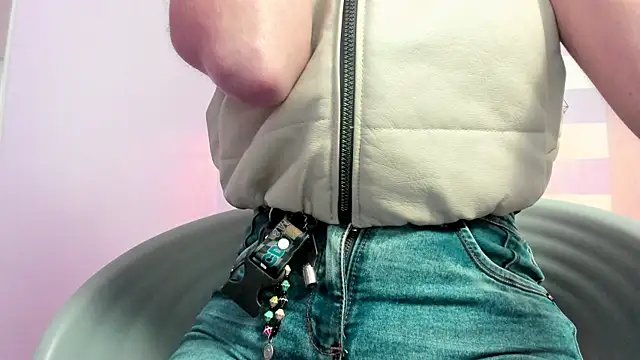 Snapshot of Carol_Pinter chatting on March 2025 12:09:02 PM Carol Pinter online show from March 2025 12:09:02 PM