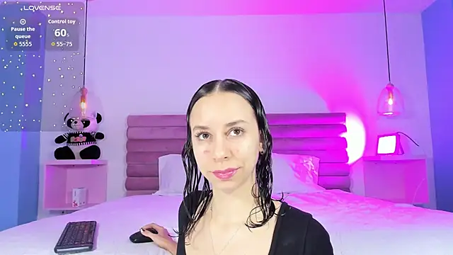 AbyCooper online show from November 2025 12:20:01 PM