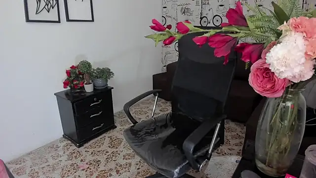 Danielacossio online show from September 2025 04:08:01 AM