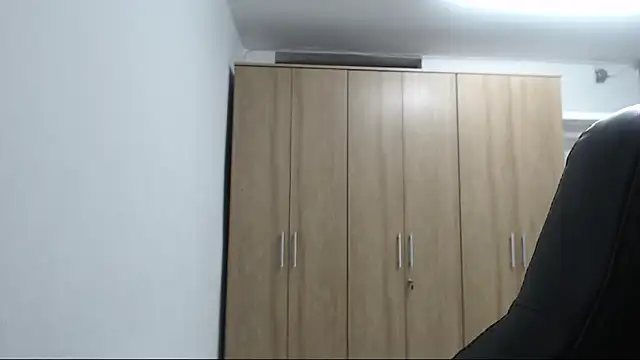 RoxanaLove9 online show from March 2026 05:08:02 AM