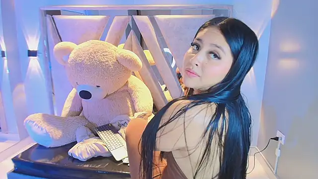 Annie9  online show from February 2026 03:30:02 AM