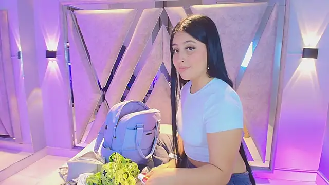 Annie9  online show from March 2026 03:01:01 AM