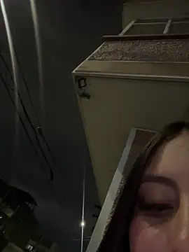 Annie9  online show from April 2026 02:51:01 AM