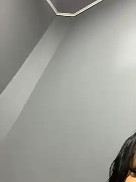 Annie9  online show from April 2026 02:26:01 AM