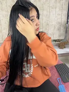 Annie9  online show from March 2025 10:27:02 PM