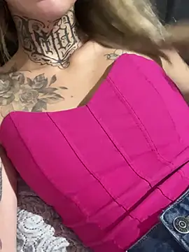 hotskinny1 online show from March 2025 11:02:02 PM