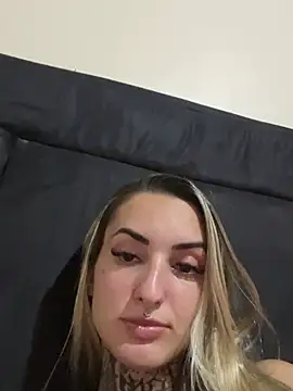hotskinny1 online show from March 2025 03:22:01 AM