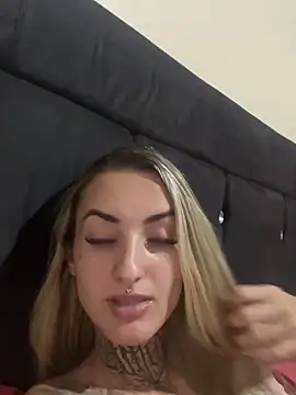 hotskinny1 online show from March 2025 06:03:01 PM