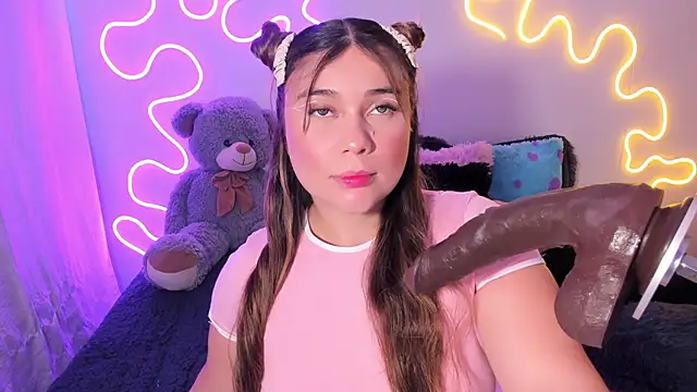 Snapshot of Isa_belaa chatting on September 2025 03:40:02 PM Isa belaa online show from September 2025 03:40:02 PM