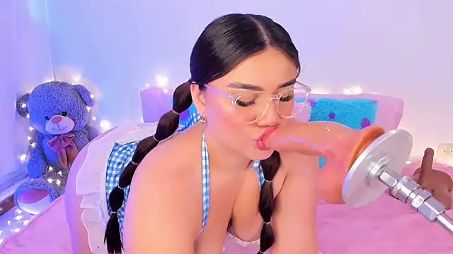 Snapshot of Isa_belaa chatting on March 2025 01:40:02 PM Isa belaa online show from March 2025 01:40:02 PM