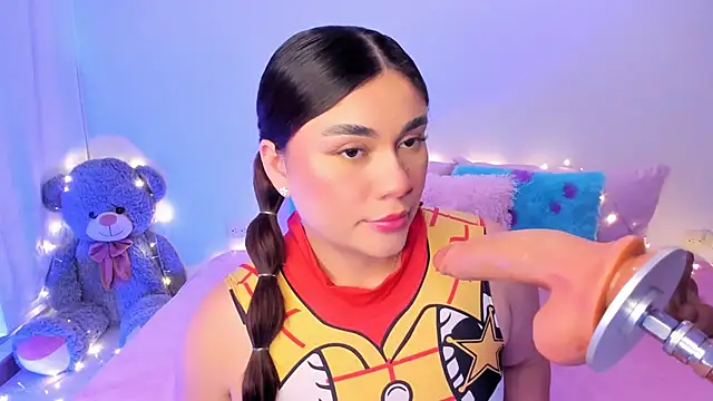 Snapshot of Isa_belaa chatting on March 2025 12:09:02 PM Isa belaa online show from March 2025 12:09:02 PM