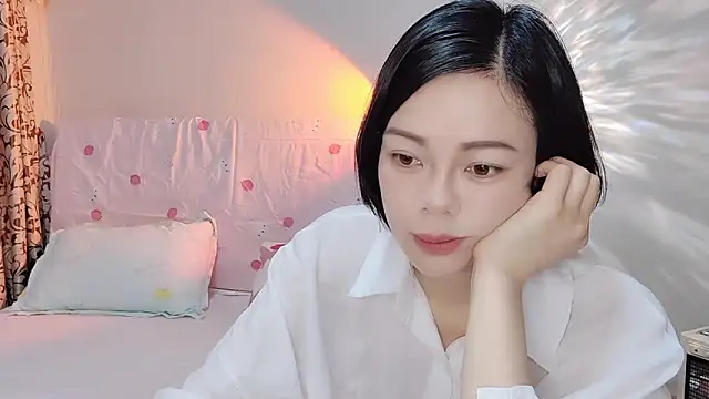 Linda-LL online show from March 2025 02:33:01 AM