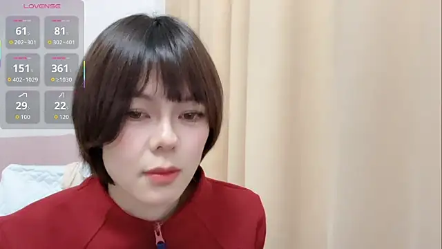 Linda-LL online show from December 2025 01:27:01 PM