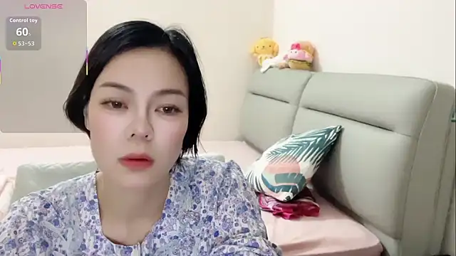 Linda-LL online show from May 2026 01:46:02 PM