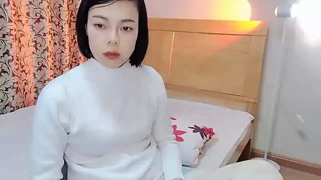 Linda-LL online show from February 2025 01:00:01 PM