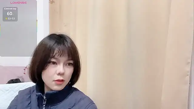 Snapshot of Linda-LL chatting on November 2025 11:54:02 AM Linda-LL online show from November 2025 11:54:02 AM