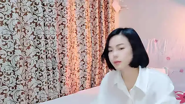 Linda-LL online show from March 2025 05:37:01 AM