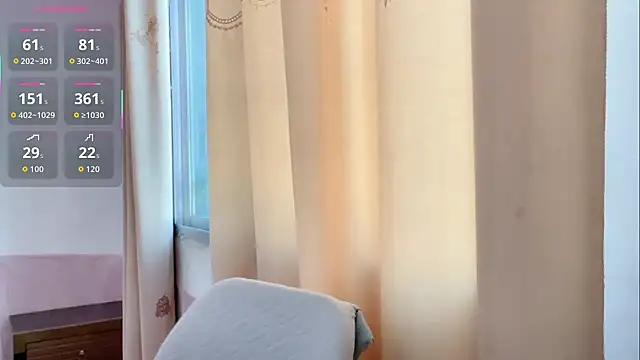 Snapshot of Linda-LL chatting on November 2025 07:09:01 AM Linda-LL online show from November 2025 07:09:01 AM