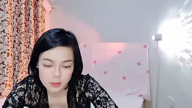 Linda-LL online show from March 2025 03:02:02 PM
