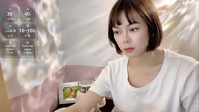 Linda-LL online show from October 2025 06:04:02 AM