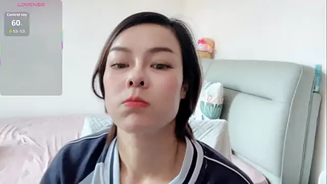 Linda-LL online show from May 2026 04:39:02 AM