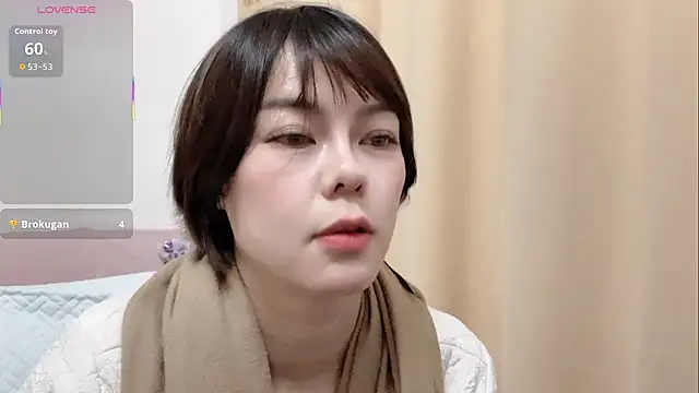 Linda-LL online show from December 2025 11:14:02 AM