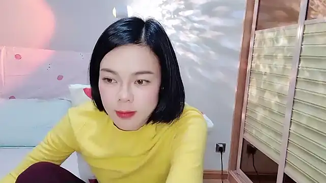 Linda-LL online show from March 2025 11:53:02 AM