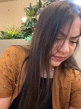 Iam  Cristal online show from March 2026 10:23:02 PM