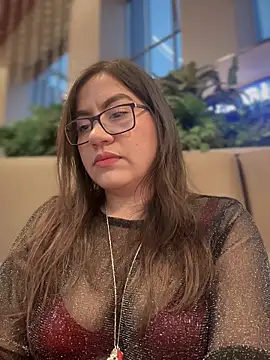 Iam  Cristal online show from November 2025 09:51:02 PM