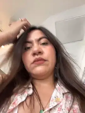 Iam  Cristal online show from April 2026 08:48:01 PM