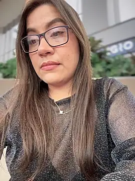 Iam  Cristal online show from January 2026 09:07:02 PM