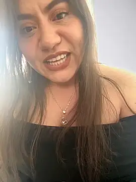 Iam  Cristal online show from November 2025 09:48:02 PM